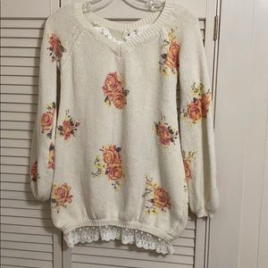 Yuiki Girl floral tunic lace sweater